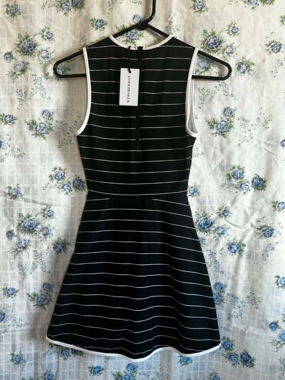ACTIVE DRESS - Picture 8 of 8